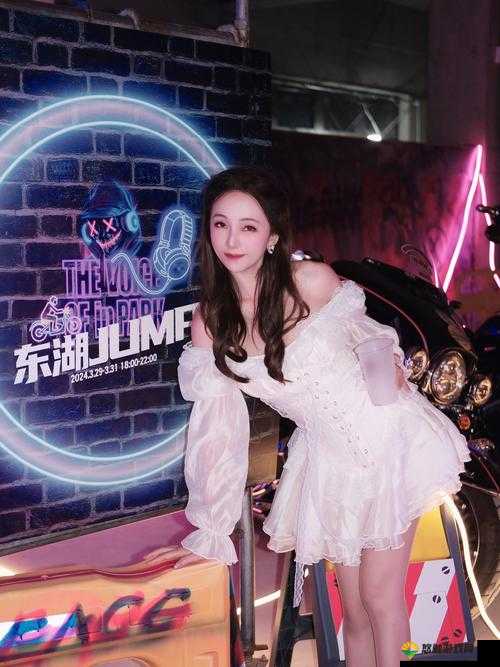 大陆第一女 rapper 欢迎您:用音乐震撼您的心灵