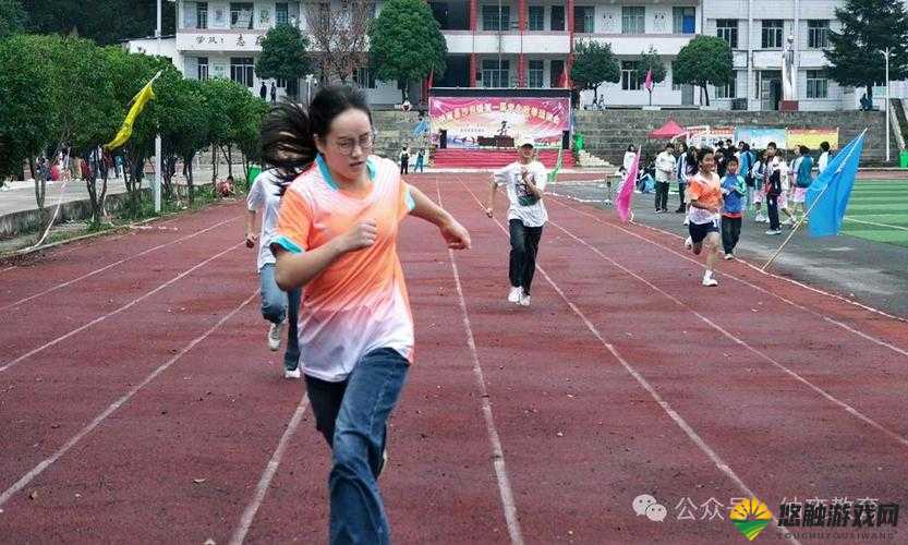 精彩纷呈的校园运动会:展现青春活力与拼搏精神