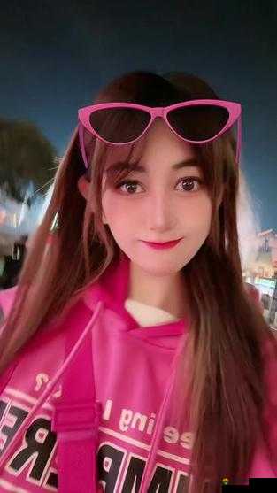 新疆女 RAPPER18 岁以热情欢迎你
