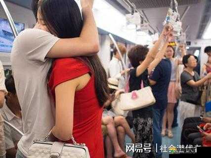 男生与女生一起进行亲密行为且感觉很痛相关探讨
