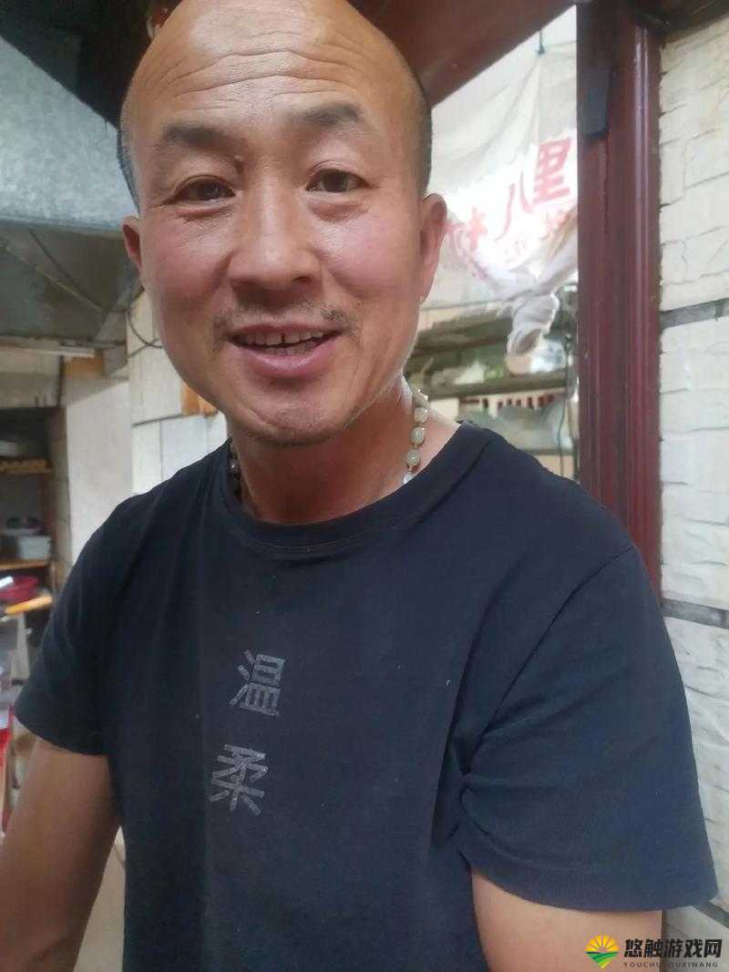 老头那令人瞩目的鸡 巴相关故事探讨