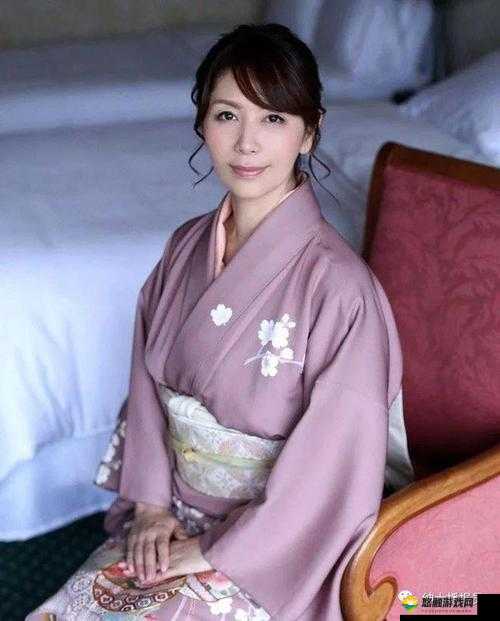 日本 60 岁熟妇 XXXⅩ：展现独特魅力与人生智慧的传奇女性