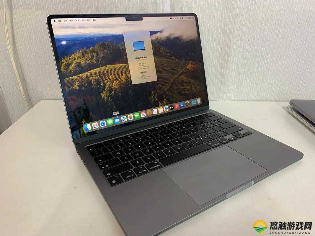 1819MACBOOKAIRHD：极致轻薄，性能强劲