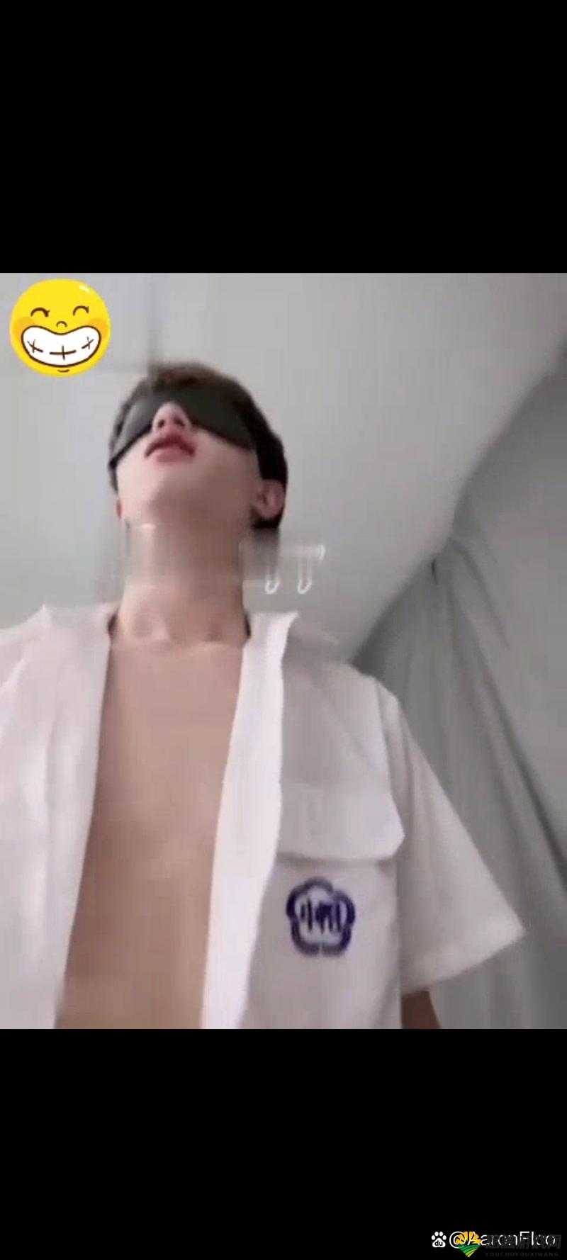 小奶狗腹肌体育生天台放烟花：浪漫时刻与青春激情的交织