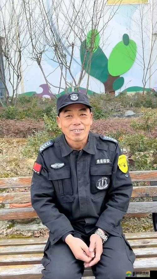 老谢小区保安赵敏老师：平凡岗位上的不凡坚守