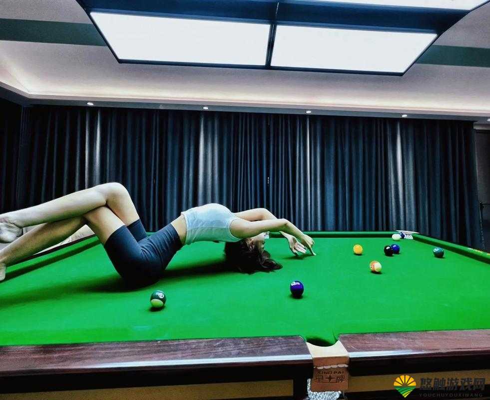 台球女将风采：展现女性力量 闪耀台球舞台