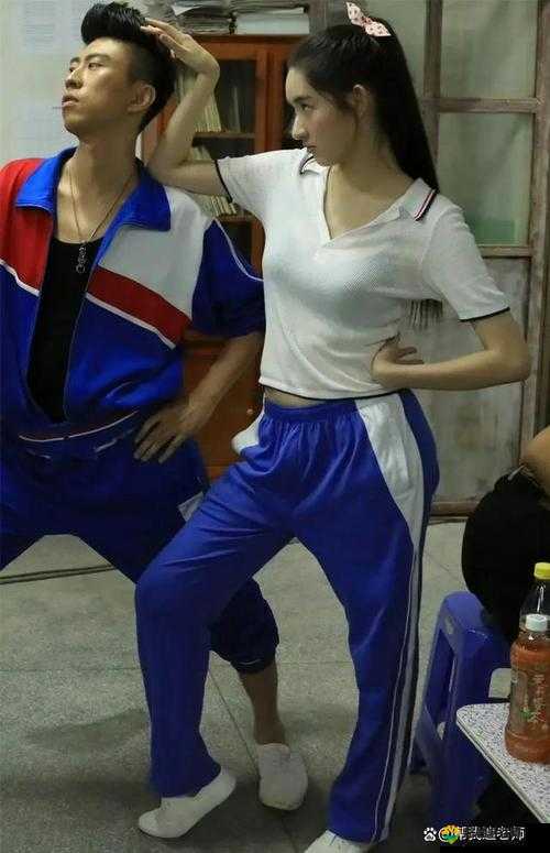 从校服衣袖看到葡萄的困惑:这究竟是怎么一回事呢