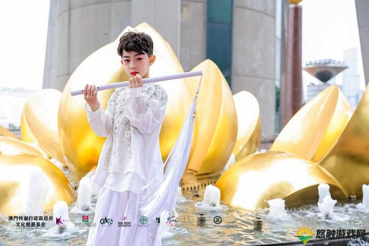 B站双人真人大片震撼来袭揭秘幕后花絮与精彩瞬间,网友热议不断