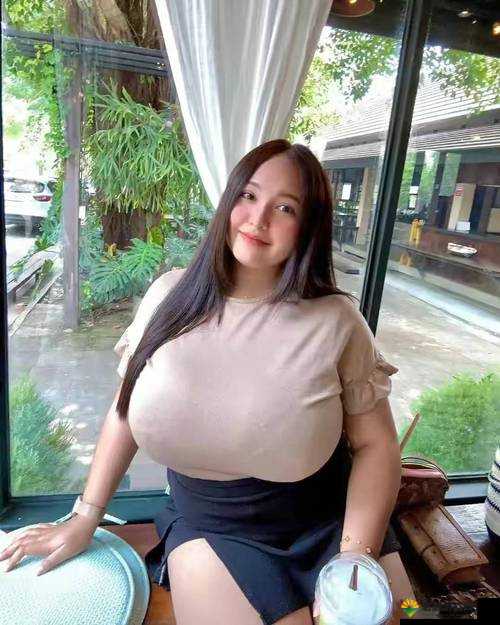 探索Chinese XXX骚自拍背后的文化现象与审美趋势：揭秘当下网络热潮的独特魅力